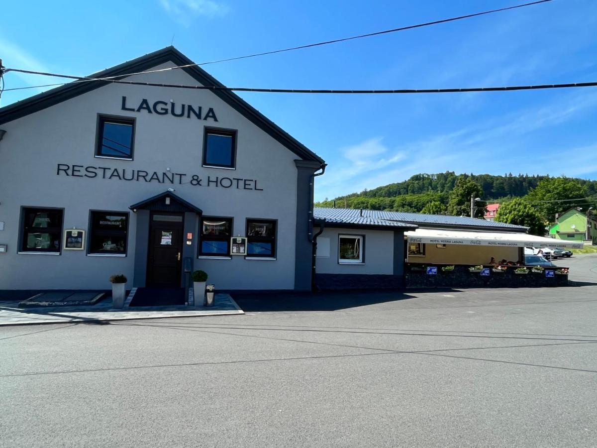 Laguna Hotel & Restaurant Primda Buitenkant foto